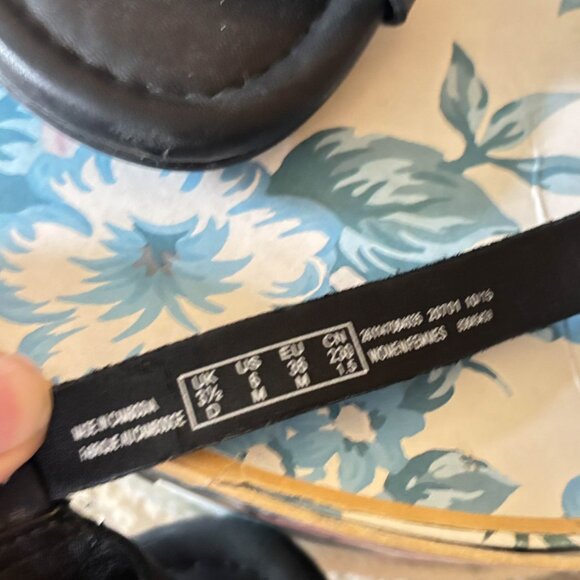 Clarks Black Gladiator Sandals - Picture 9 of 9